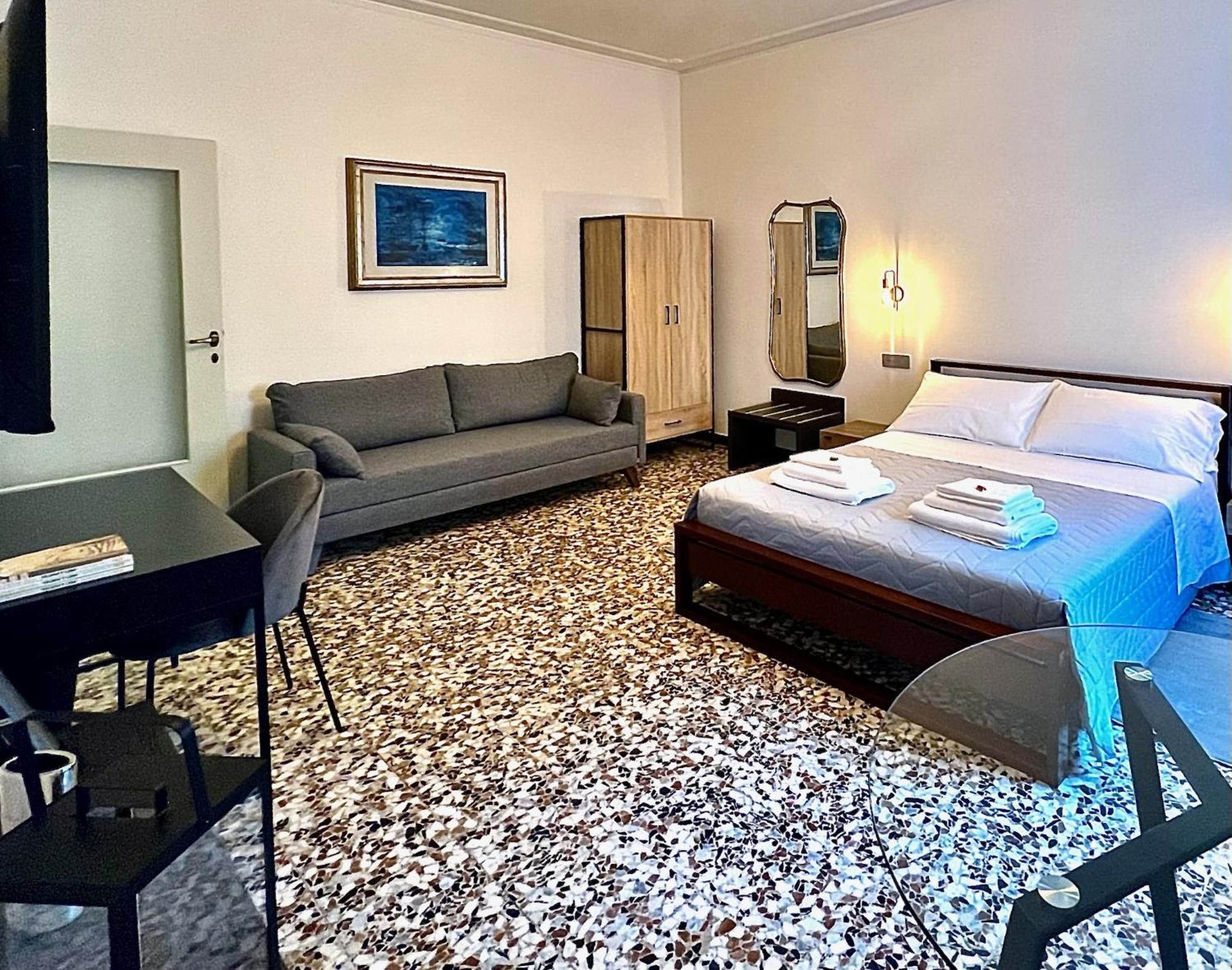 Casa Margherita 皮亚琴察 外观 照片